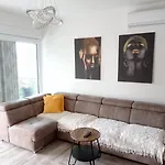 S Apartment Vir