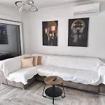 S Apartment
