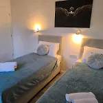 S Apartment *