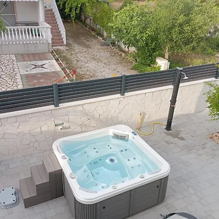 Apartment S Vir