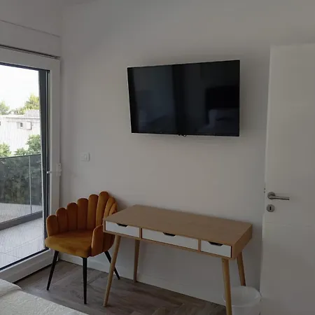 S Apartment *